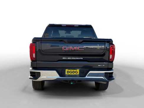 Used 2025 GMC Sierra 1500 SLT AWD/4WD image 4