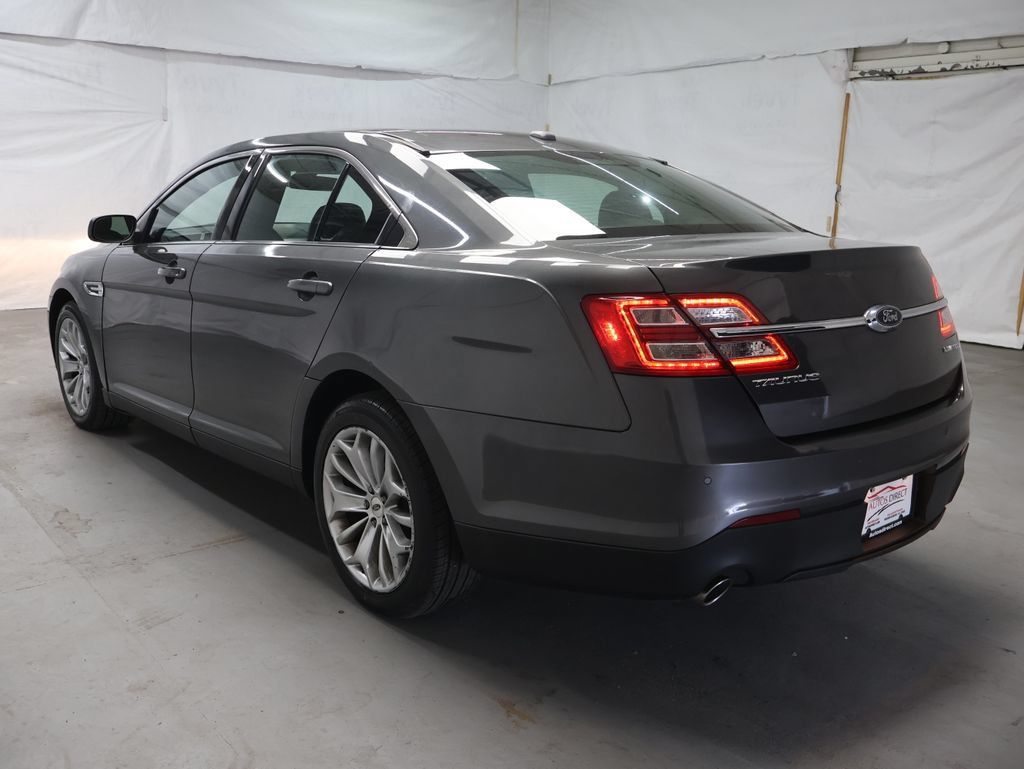 Used 2019 Ford Taurus Limited FWD image 5