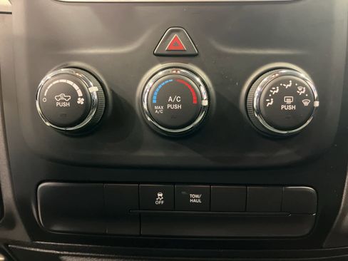 Used 2017 RAM 1500 Express w/ Black Ram 1500 Express Group image 17