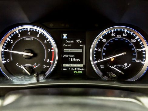 Used 2017 Toyota Highlander Limited FWD image 18