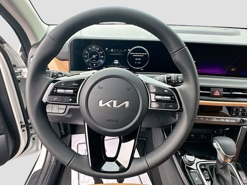 New 2026 Kia Seltos EX image 11