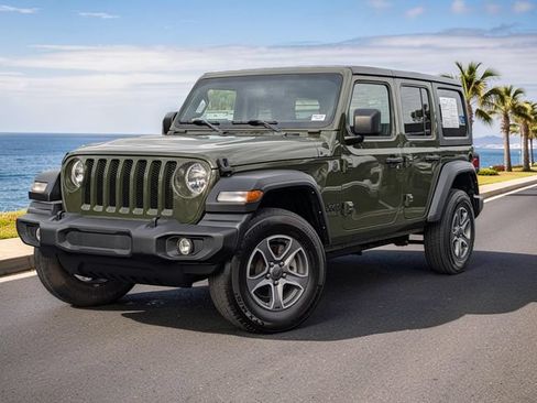 Used 2022 Jeep Wrangler Unlimited Sport AWD/4WD image 2