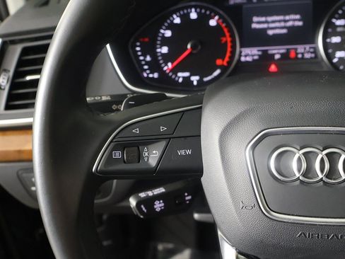 Used 2023 Audi Q5 2.0T Premium w/ Convenience Package image 39