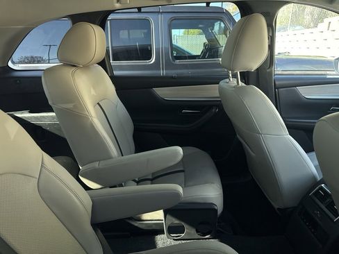 Certified 2024 MAZDA CX-90 Plug-In Hybrid w/ Premium Pkg image 7