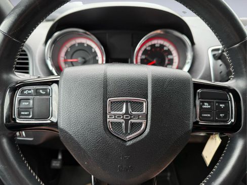 Used 2018 Dodge Grand Caravan SE FWD image 30