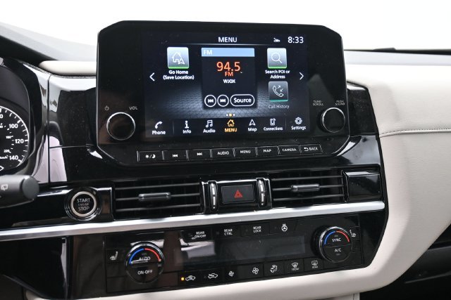 Used 2024 Nissan Pathfinder SL FWD image 20