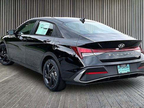 New 2026 Hyundai Elantra Sport FWD image 3