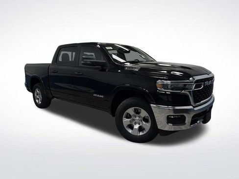 New 2026 RAM 1500 4x4 Crew Cab image 40