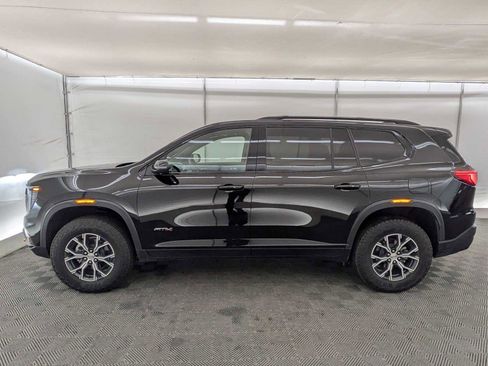 Used 2025 GMC Acadia AT4 w/ Luxury Package image 3