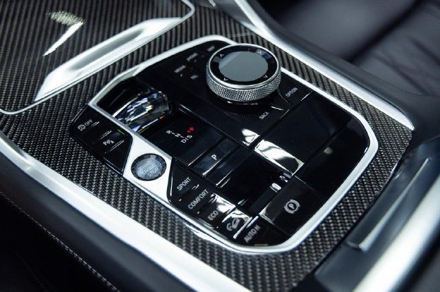 New 2027 BMW X6 M60i AWD/4WD image 21