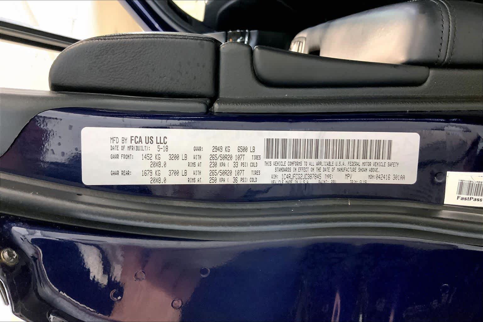 Used 2018 Jeep Grand Cherokee Overland AWD/4WD image 36