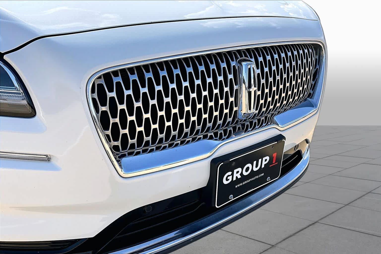 Used 2023 Lincoln Nautilus Reserve w/ Equipment Group 201A AWD/4WD image 30