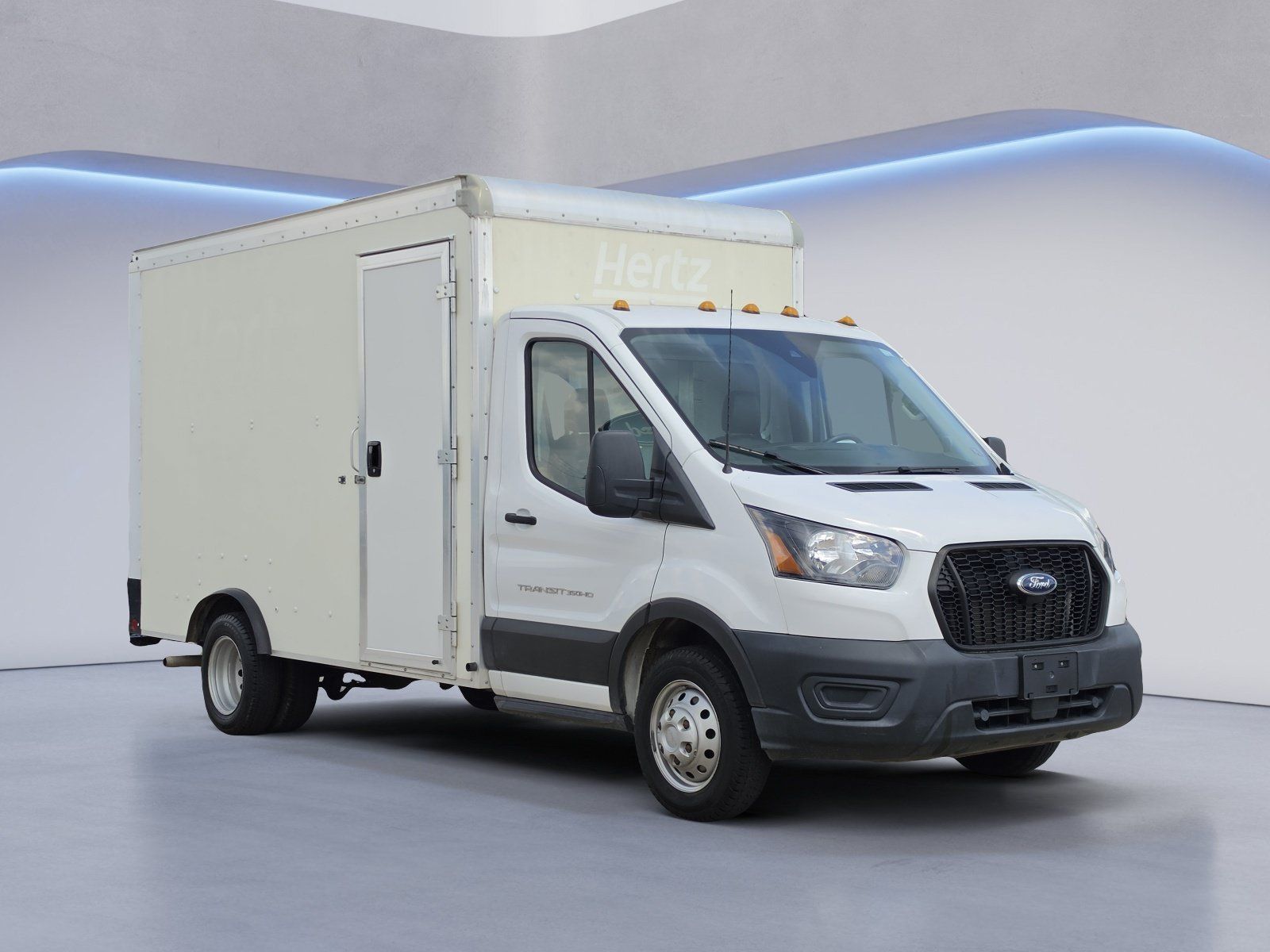 Used 2022 Ford Transit 350 DRW RWD image 6