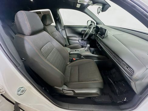 Used 2024 Honda HR-V Sport image 12