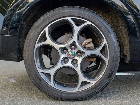 Used 2024 Alfa Romeo Tonale Ti w/ Active Assist Package image 13