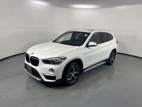 Used 2018 BMW X1 xDrive28i AWD/4WD image 25