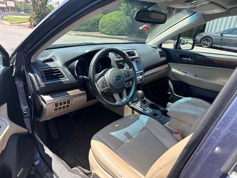 Used 2015 Subaru Outback 2.5i Limited AWD/4WD image 9