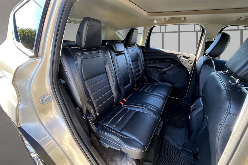 Used 2018 Ford Escape Titanium AWD/4WD image 27