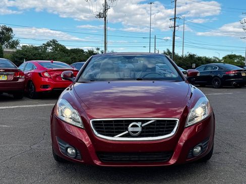 Used 2011 Volvo C70 T5 w/ Climate Pkg FWD image 9