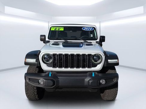 Used 2024 Jeep Wrangler Unlimited Rubicon 4xe w/ Safety Group AWD/4WD image 8