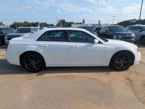 Used 2023 Chrysler 300 S RWD image 2