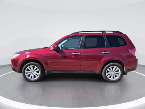 Used 2011 Subaru Forester 2.5X Limited AWD/4WD image 5