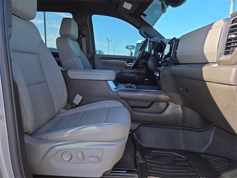 Used 2024 GMC Sierra 2500 SLT w/ Texas SLT Premium Package image 18