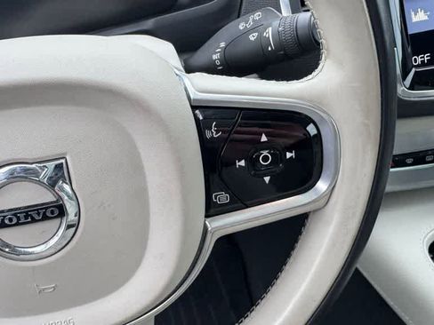 Used 2016 Volvo XC90 T5 Momentum AWD/4WD image 19