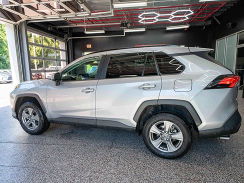 Used 2024 Toyota RAV4 XLE FWD image 2