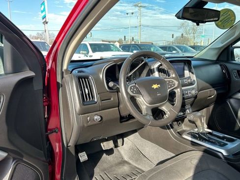 Used 2019 Chevrolet Colorado LT w/ LT Convenience Package image 28
