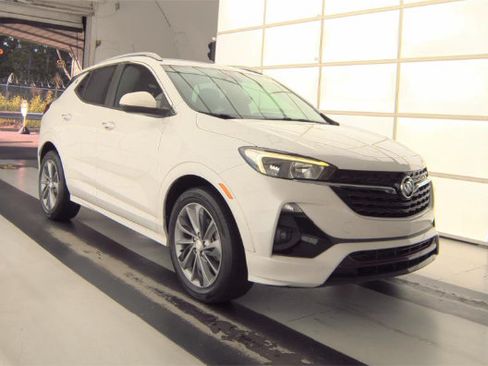 Used 2020 Buick Encore GX Preferred w/ Sport Touring Package FWD image 2