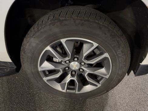 Used 2022 Chevrolet Tahoe LT w/ Luxury Package image 9