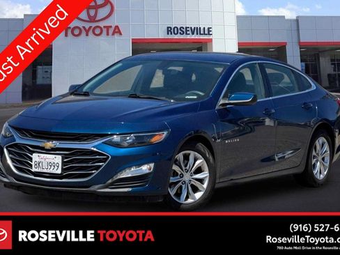Used 2019 Chevrolet Malibu LT w/ Driver Confidence Package FWD image 1