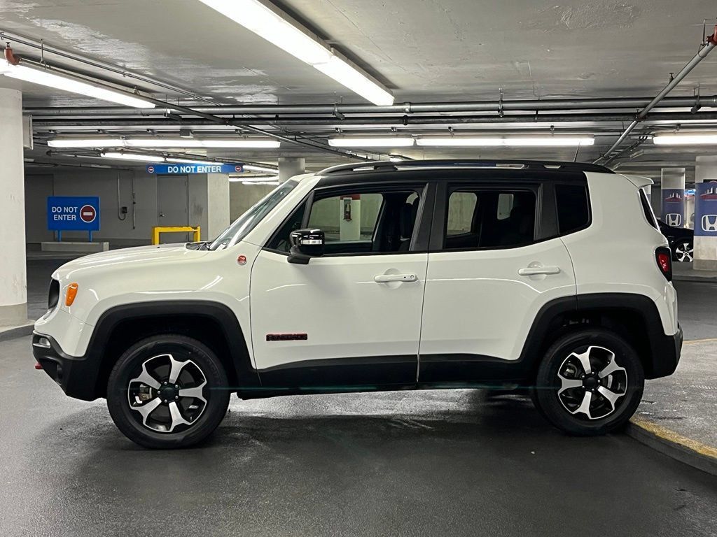 Used 2022 Jeep Renegade Trailhawk w/ Trailer Tow Group AWD/4WD image 30