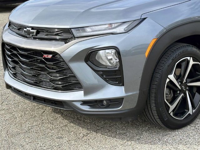 Certified 2021 Chevrolet TrailBlazer RS w/ Sun and Liftgate Package FWD image 9