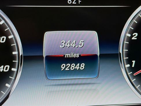 Used 2015 Mercedes-Benz S 550 Sedan image 8