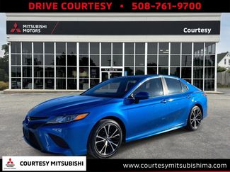 Used 2018 Toyota Camry SE w/ Moonroof Package video 1
