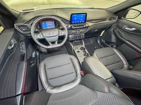 New 2026 Ford Escape ST-Line w/ Cold Weather Package image 9