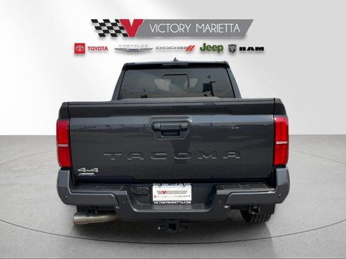 Used 2024 Toyota Tacoma SR5 AWD/4WD image 4