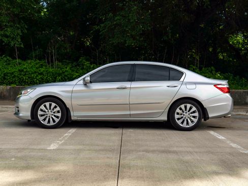 Used 2015 Honda Accord EX-L image 6