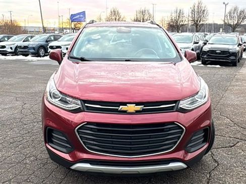 Used 2021 Chevrolet Trax LT w/ Driver Confidence Package image 29
