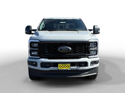 New 2026 Ford F250 XLT w/ XLT Premium Package image 8