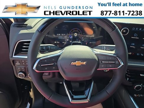 New 2026 Chevrolet Suburban High Country image 33