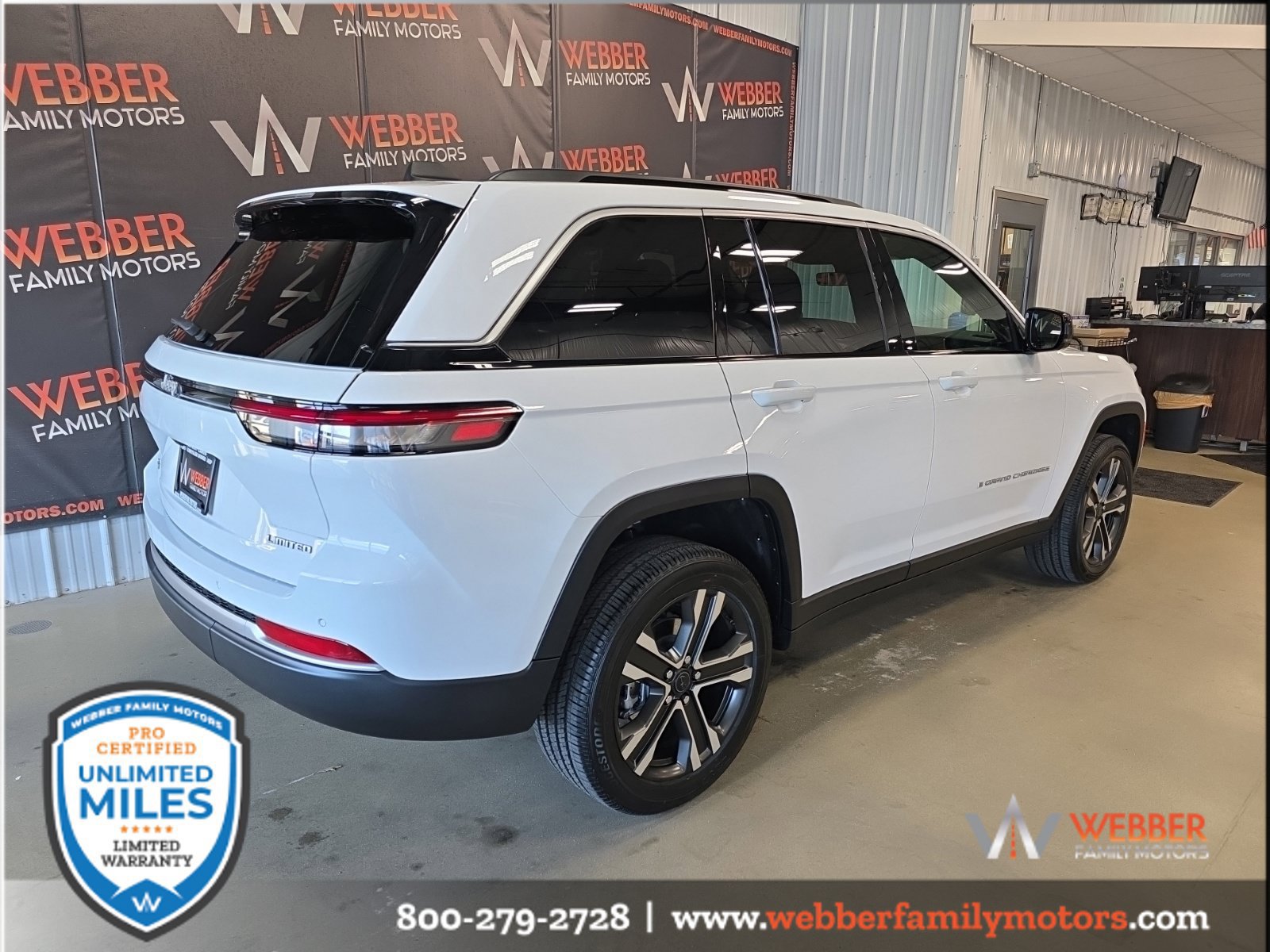 New 2027 Jeep Grand Cherokee Limited AWD/4WD image 4