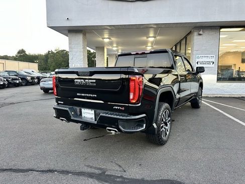 Used 2021 GMC Sierra 1500 AT4 w/ AT4 Value Package image 5