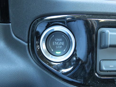 New 2026 Chevrolet Silverado 1500 LT w/ Z71 Off-Road Package image 21