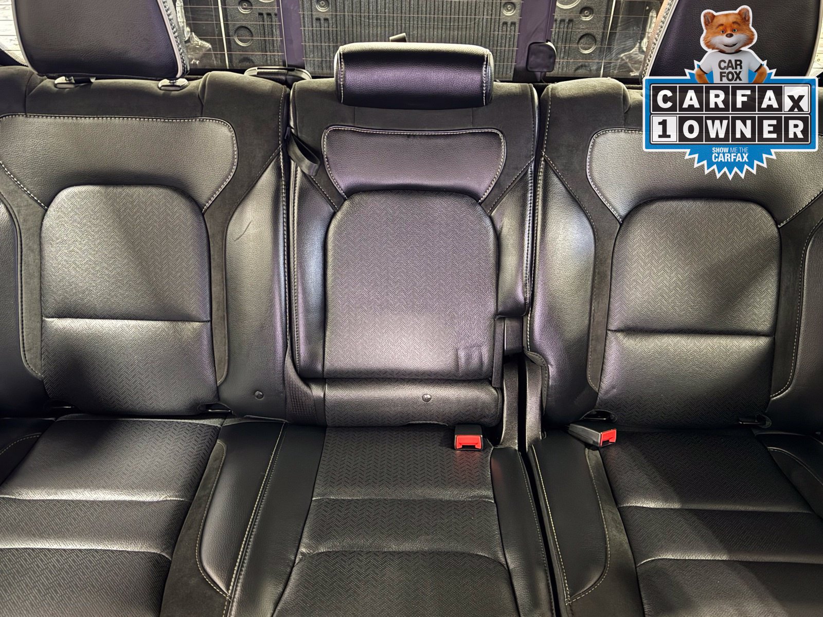 Used 2025 RAM 1500 Laramie AWD/4WD image 32
