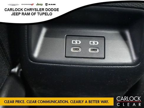 Used 2024 Toyota Camry SE image 22