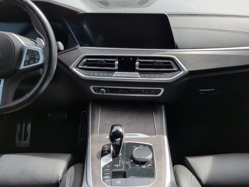Certified 2022 BMW X5 xDrive40i w/ M Sport Package image 34