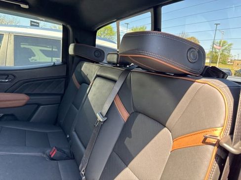 Used 2023 GMC Canyon AT4 w/ AT4 Premium Package image 15